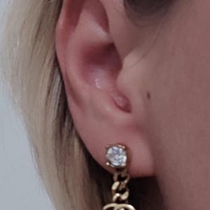 Vintage stylish GG earrings