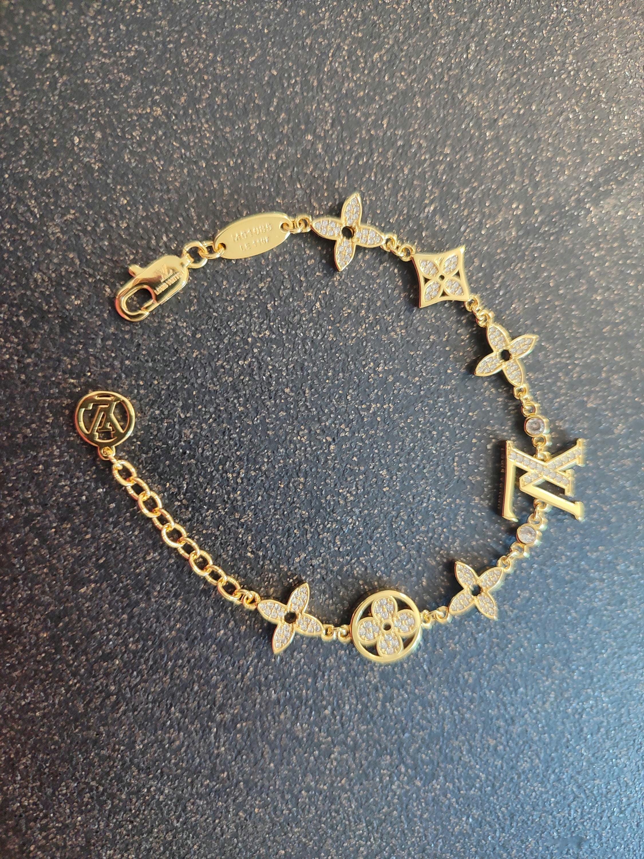 Vintage chanel bracelet - Etsy 日本 Vintage chanel bracelet - Etsy 日本