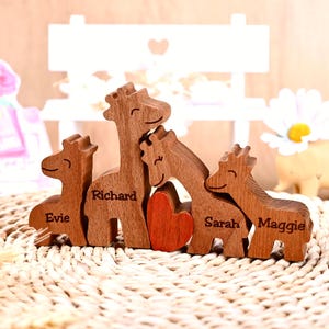 Custom Wooden Giraffe Family Puzzle, Wood Giraffe Statues, Family Name Keepsake Gift, Wedding Anniversary Gifts, Nursery Decor Gift for Kids