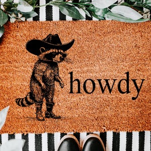 Howdy Racoon Cowboy Funny Doormat, New Home Gift, Funny Welcome Mat, Funny Housewarming Gift, Western Decor Funny Coir Doormat, Racoon Mat