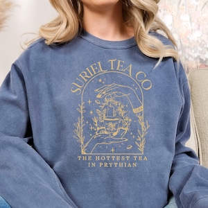 Chemise couleurs confort Suriel Tea Co, chemise un tribunal d'épines et de roses, t-shirt livresques rétro, chemise Sarah J Maas, sweat acotar, cadeau