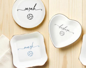 Plato personalizado para joyas de voleibol, placa con nombre personalizado, bandeja deportiva minimalista, elegante diseño con borde dorado, regalo moderno para atletas, plato para anillos deportivos