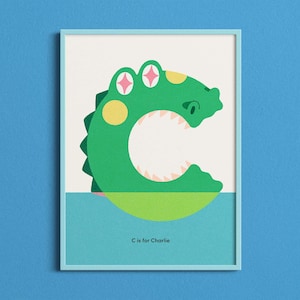 Lámina personalizada para niños pequeños, imagen de cocodrilo con la letra C, arte con nombre inicial, arte mural con el alfabeto personalizado, decoración infantil original, regalo de cumpleaños