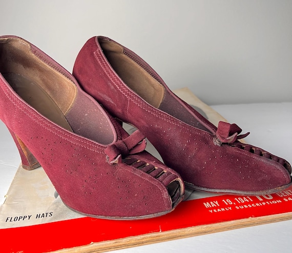 1940’s Burgundy Pumps - image 2