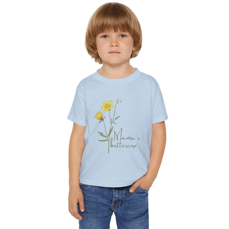 Mama's Buttercup Heavy Cotton™ T-shirt pour tout-petit image 2
