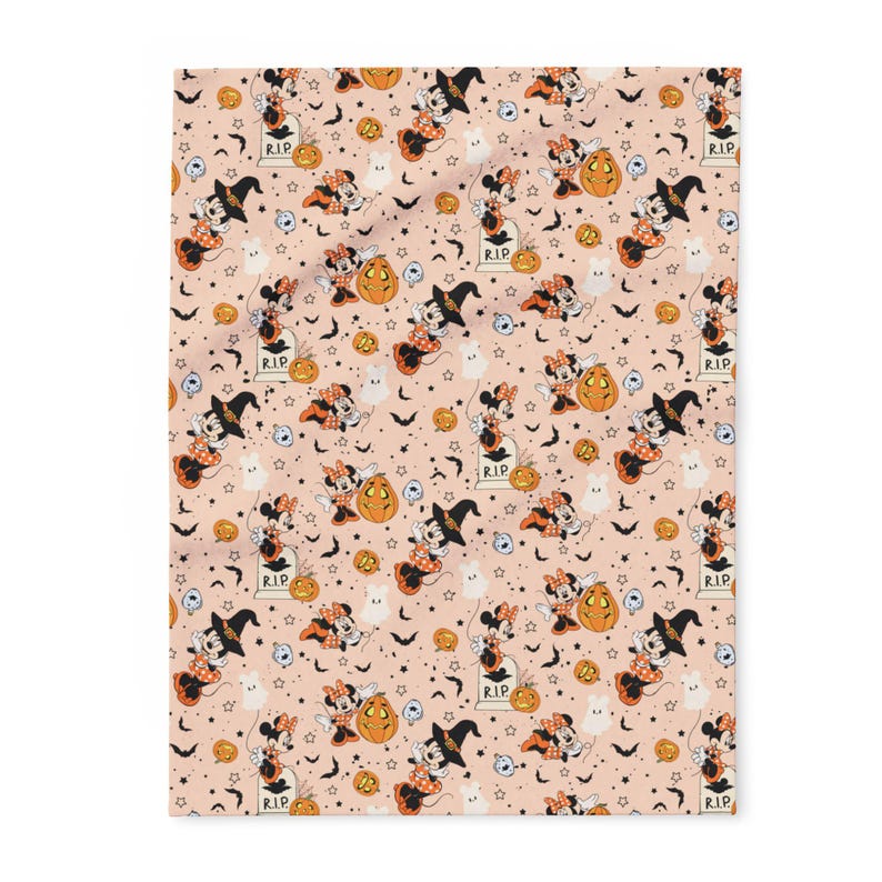 Minnie Mouse Halloween-deken, Disney-heks Minnie op grafsteenworp, schattig oranje spookachtig seizoen fleecedeken, gezellig Disney herfstcadeau afbeelding 5