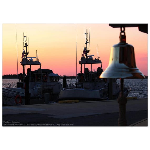 Bell Sunset - Rescue boats - On Premium Semi-Glossy Paper Poster