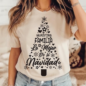 Nuestra familia lo mejor de la navidad, christmas design in png, christmas family png, family pine png, diseño de árbol de navidad en png