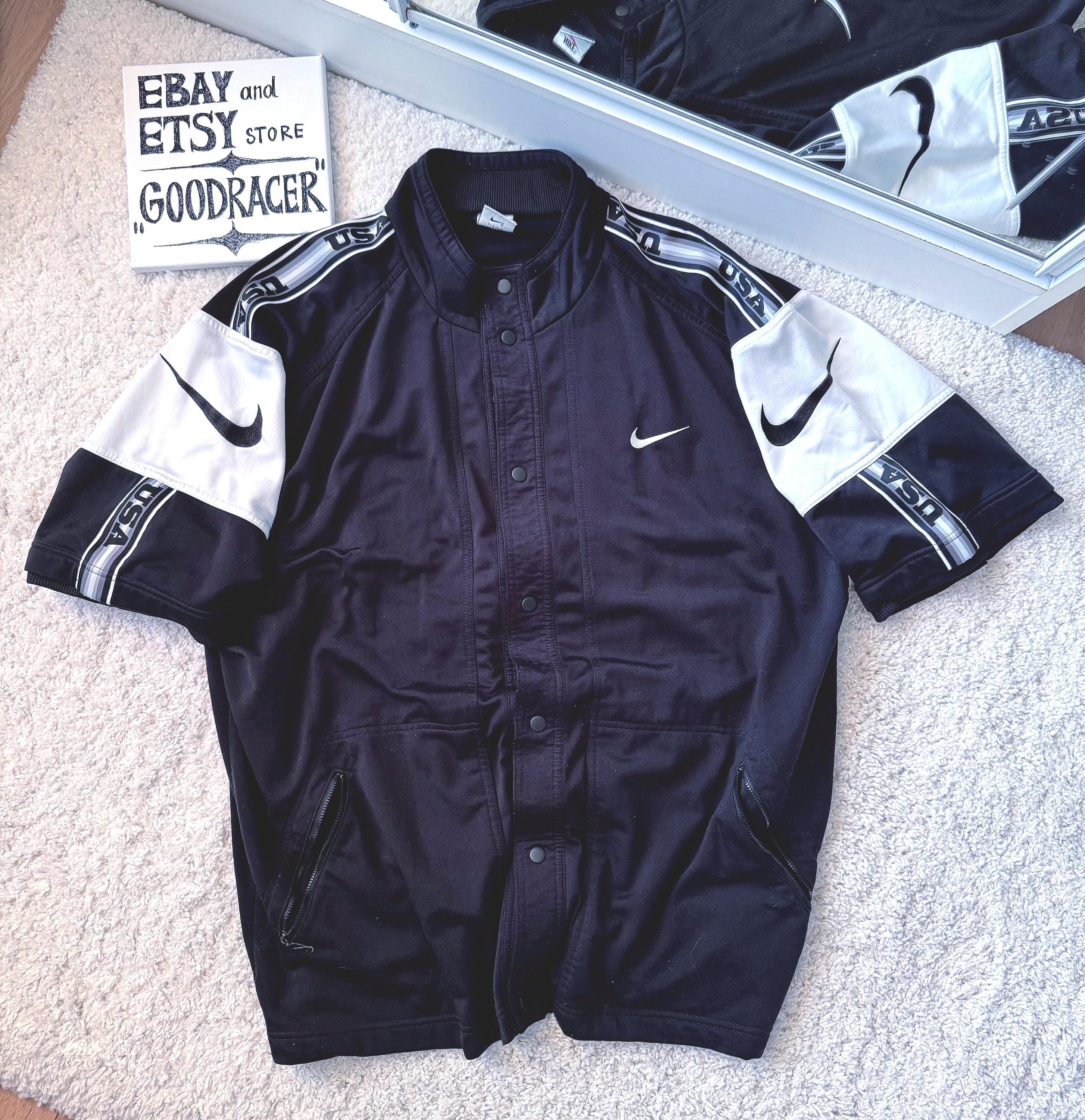 Nike Jacket Short Vintage