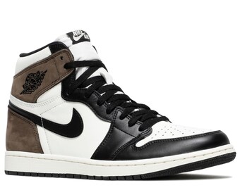 High-Top Jordan 1 Classic in Dark Mocha Colorway