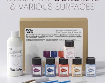 Op de afbeelding: Een kit voor beton- en oppervlakteprojecten, inclusief een glansverzegelaar, micapoeder en penselen. De kit bevat verschillende kleuren micapoeder in kleine potjes, een fles glansverzegelaar en verschillende penselen. De tekst op de doos luidt "Professional Sealer and Mica Powder Seal & Shine Kit."