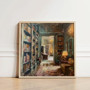 Puede incluir: Una pintura de una biblioteca tenue con estanterías de libros que recubren las paredes y una puerta que conduce a otra habitación. La pintura está realizada en un estilo suelto e impresionista con colores cálidos.