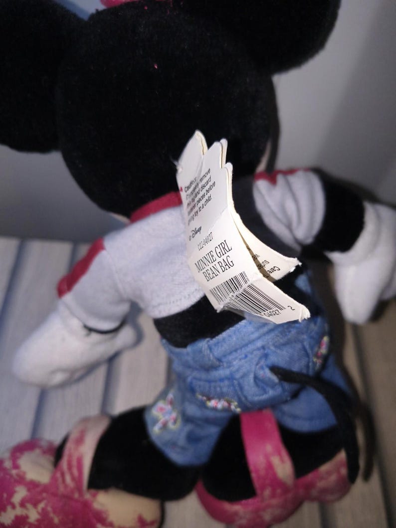 Vintage Minnie Mouse Soft Toy Plush, Walt Disney Collectible, Retro Disney Stuffed Toy, Classic Character Plush Gift, Disneyana Memorabilia image 5