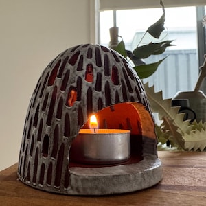 Handmade Ceramic Tealight Candle Holder – Cozy Lattice Dome Lantern