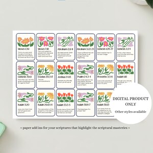 Könnte beinhalten: Ein rechteckiges Blatt mit achtzehn einzelnen Karten mit abgerundeten Ecken, die jeweils eine florale Illustration in Orange, Pink, Rot oder Lila sowie eine Bibelstellenangabe und Text zeigen. Ein weißer, kreisförmiger Aufdruck besagt DIGITAL PRODUCT ONLY. Other styles available.