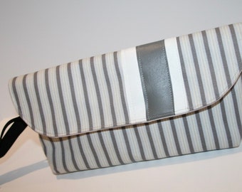 Gray Striped Canvas Fabric Wristlet Purse, Wristlet Clutch Bag, Handmade Fabric Wristlet, iPhone Wristlet, Catey Bag