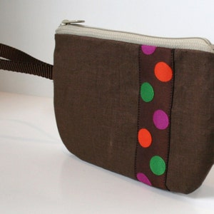 Brown Linen Fabric Wristlet, SmartPhone Wristlet, Zippered Wristlet, IPhone Wristlet