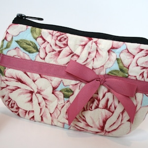 Flannel Floral Fabric Wristlet, IPhone Wristlet, SmartPhone Wristlet, Zippered Wristlet