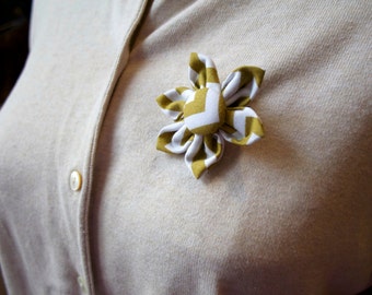 White Fabric Flower Brooch, Flower Pin - Handmade Fabric Flower