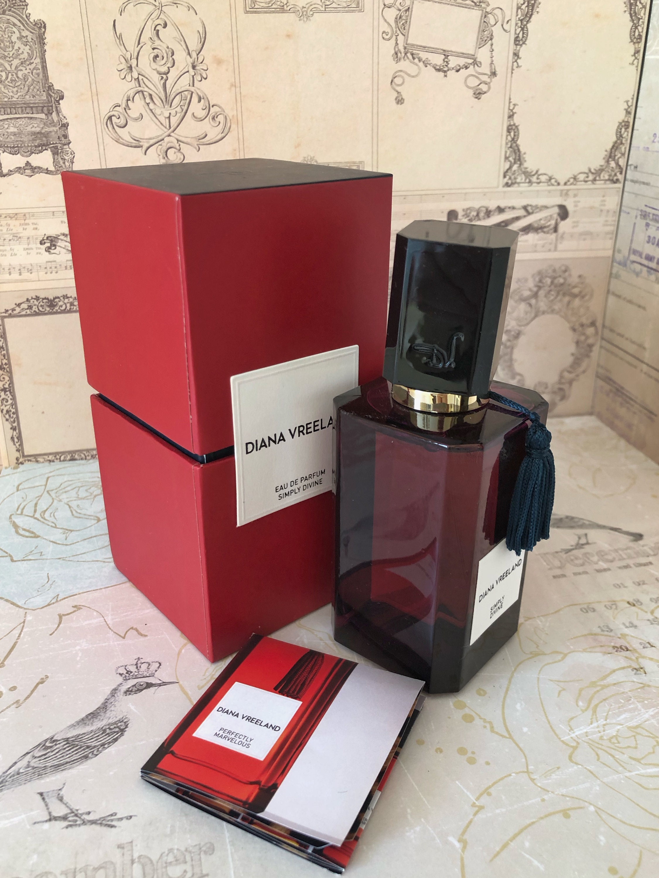DIANA VREELAND ダイアナヴリーランド SIMPLY DIVINE 【公式通販】
