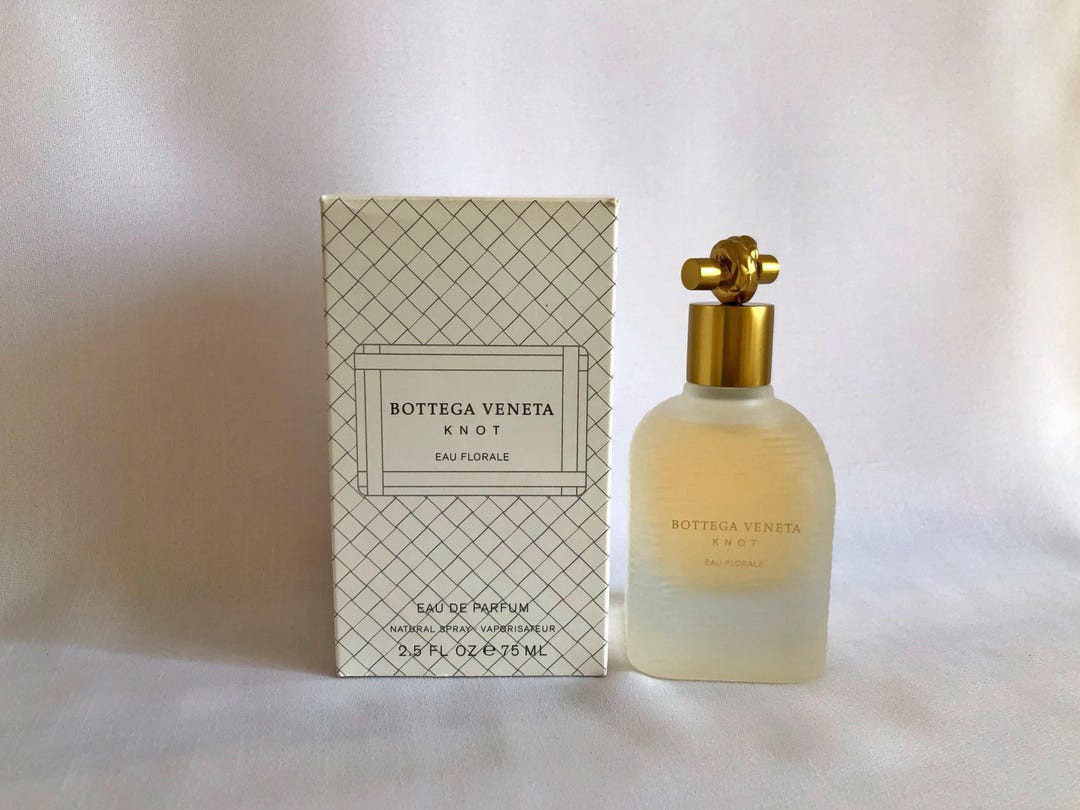 香水(ユニセックス) Bottega Veneta Knot Eau Florale 30ml ノット オー フローラル オードパルファム(ボッテガ・ヴェネタ