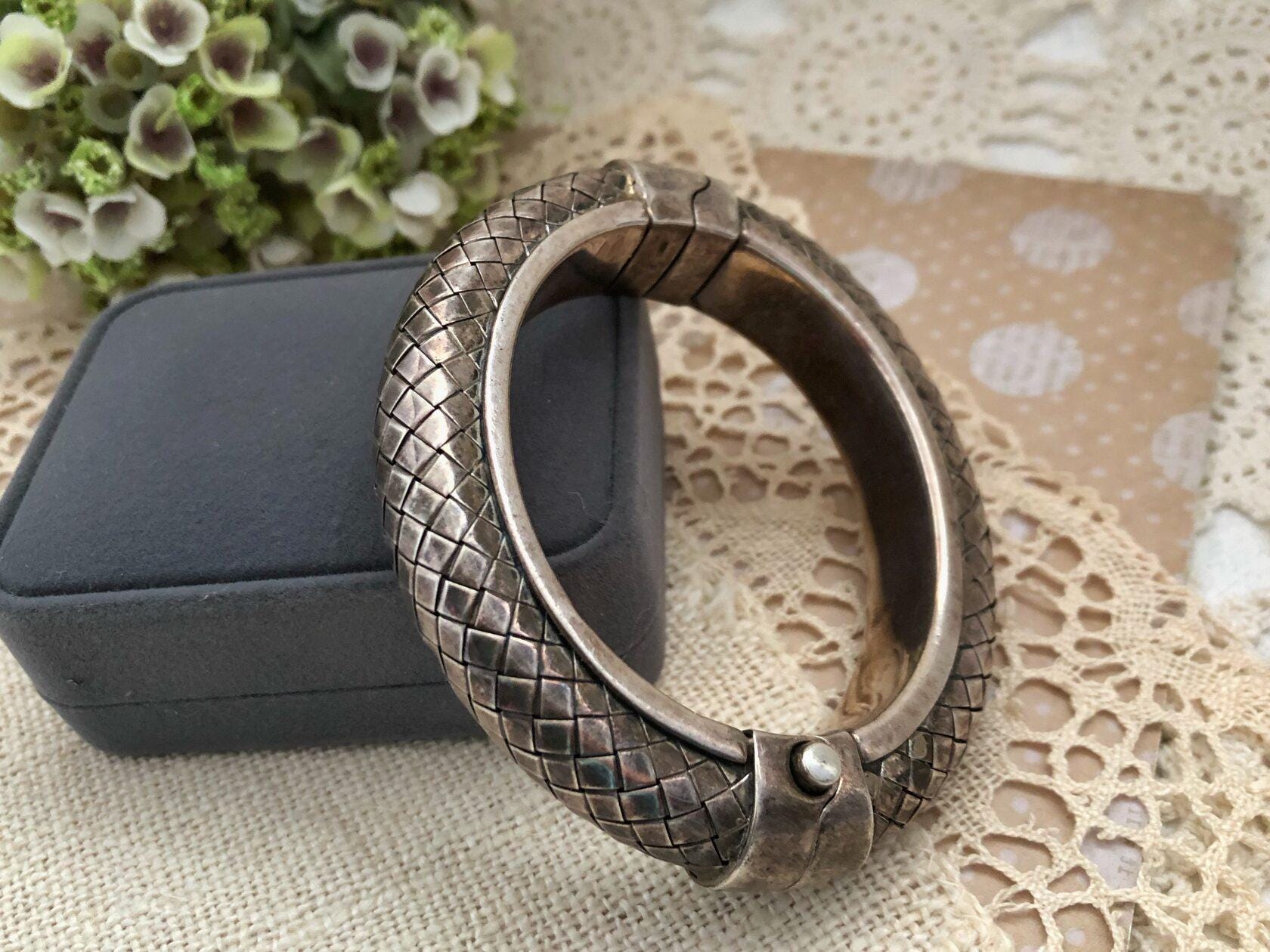 Bottega Bracelet - Etsy