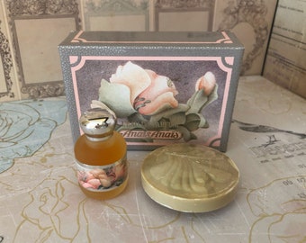 Cacharel Anais Anais vintage perfume set