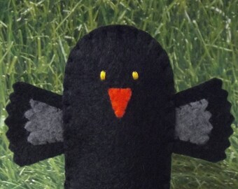 Blackbird Finger Puppet - Raven Puppet - Felt Finger Puppet Red Wing Black Bird - Crow Finger Puppet - Finger Puppet Red-Wing Blackbird