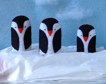 Penguin Finger Puppet - Felt Penguin Puppet - Antarctica Puppet Bird