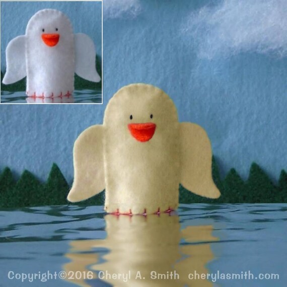 quacking duck hand puppet