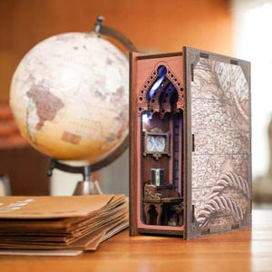 Sailing Adventures DIY Book Nook Bookshelf Insert Dust Cover Wooden Decor Miniature Dollhouse 3D Wooden puzzle DIY Wooden Model Kit