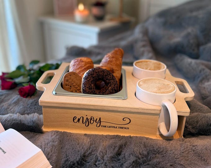 Personalized Couchbar for Sofa or Bed – Wooden Snack and Drink Tray – Coffee Cup Holder – Gift for Movie Nights or Breakfast in Bed