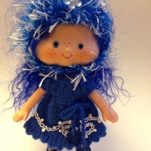 pdf knitting pattern Sweet knitted dress for vintage Strawberry Shortcake doll. image 2