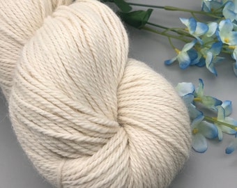 8 oz Chunky Alpaca Undyed Yarn- Natural Ecru Bulky Superfine Alpaca Undyed Yarn- Large Skein