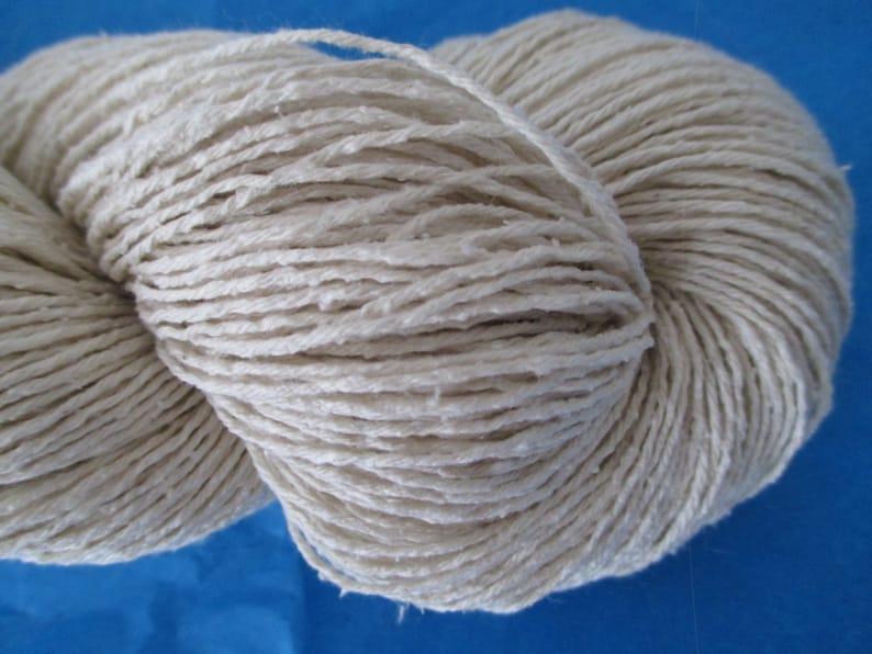 DK Silk Noil Yarn, Undyed Yarn, Silk yarn, Raw Bourette Silk Yarn, Natural Rustic Silk Yarn, Eco Friendly Yarn Tsumugi Silk Mulbury image 2