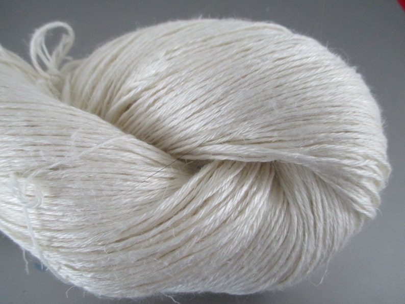 Bombyx Silk Linen YArn Ivory Undyed Yarn Blank FINGERING Silk Linen Undyed Yarn 2 Ply Undyed Fingering Yarn