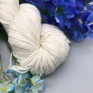 DK Sparkle Merino Silk Stellina Undyed Yarn Base Blank, Luxury Ecru DK Glitter Yarn Natural Untreated