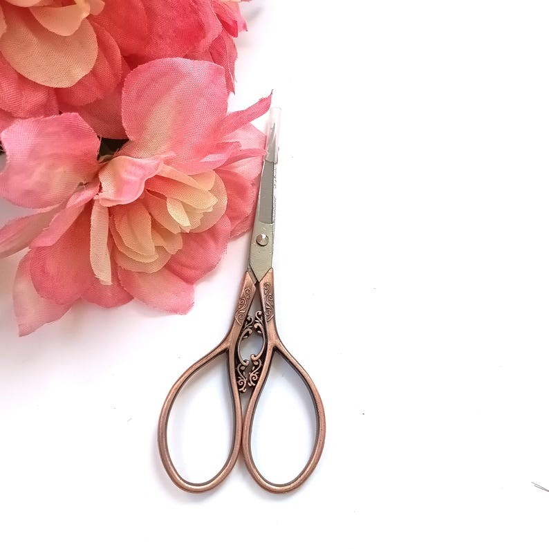 Floral Teardrop Scissors, Decorative Antique Copper Embroidery Cutting ...