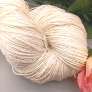 FINGERING Merino Yak Silk Ofärgat Garn, Lyxigt Non Superwash Blekt Elfenbensfärgat Blank Bas
