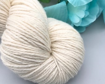 Hilo de lana merino orgánica sin teñir SPORT, sin tratamiento superwash, natural, ecológico y sostenible.