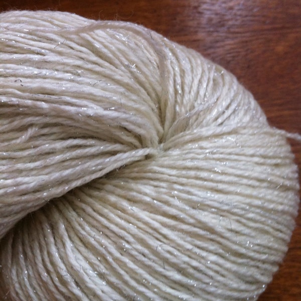 SW Merino Wool Stellina Undyed Sock Yarn, Superwash Silver Lurex Sparkle Merino Wool Fingering Weight Yarn 84/16