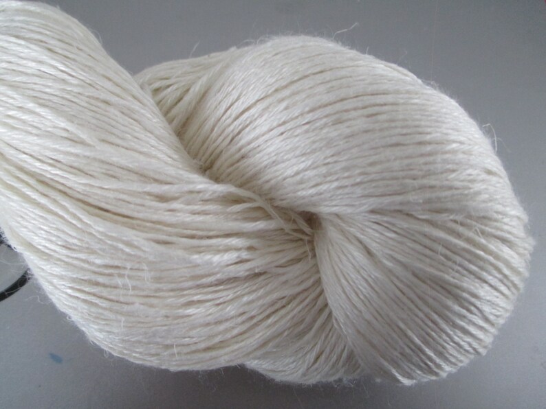 Bombyx Silk Linen YArn Ivory Undyed Yarn Blank FINGERING Silk Linen Undyed Yarn 2 Ply Undyed Fingering Yarn