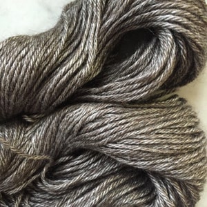 FINGERING Naturgrått Yak Silk Ofärgat Garnbas, Lyxgarn, Tibetanskt Yakfibergarn
