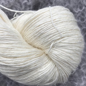 FINGERING Silk Linen Undyed Yarn, Ivory Bombyx Spun Silk & Linen Yarn Blank Base Bare Naked Natural