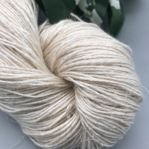 FINGERING Bamboo Linen Undyed Vegan Yarn, Natural Ecru Bamboo Linen Sock Weight Yarn, Vegan Yarn