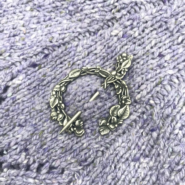 penannular shawl pin