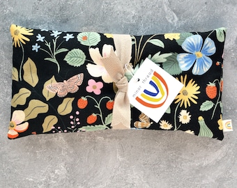Oversized Eye Pillow in Strawberry Fields Canvas Black
