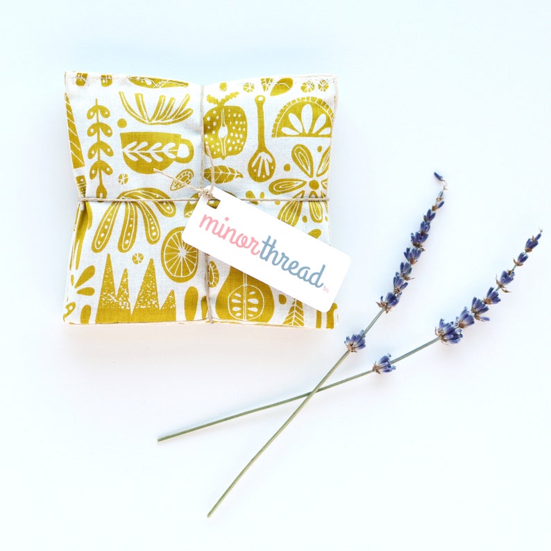 Set of 2 Natural Aromatherapy Organic Lavender Sachets in Kindred Fable Gold