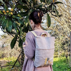Linnen rugzak: geborduurd patchwork, duurzaam herontwerp