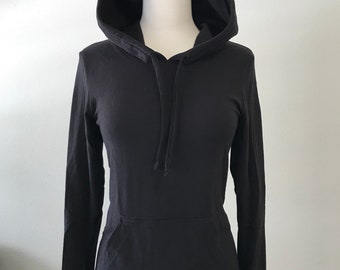 Womens Pullover Hoodie, Fitted Shape, Lightweight long sleeve sweatshirt, stretch cotton knit